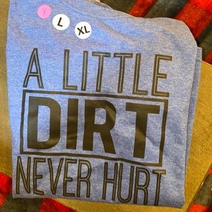 NWOT YOUTH GRAPHIC TEE